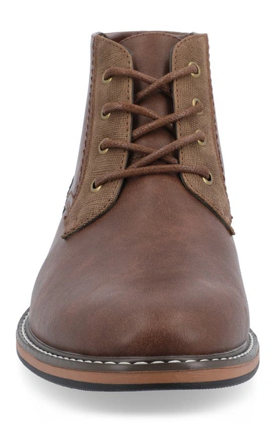 Vance Co. Franco Plain Toe Chukka Boot In Coffee