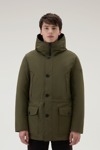Woolrich Men Dark Green Size L