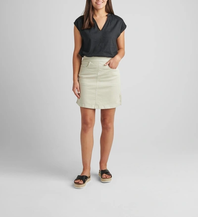 Jag On The Go Pull-on Skort In Stone In Beige