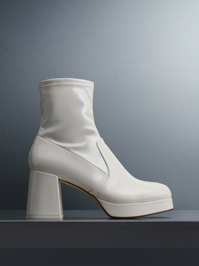 Charles & Keith Patent Crinkle-effect Block-heel Boots In Beige