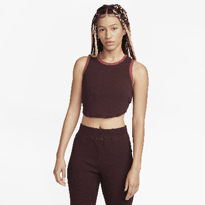 Nike Road To Wellness Essential Ribbed Cropped Tank In Burgundy-red
