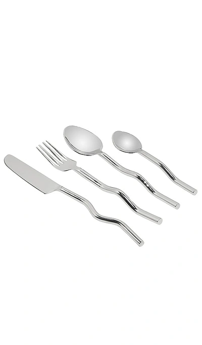 Fazeek Wave Cutlery 4 Piece Set – 银色 In Silver