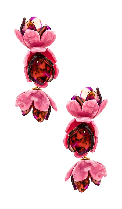 Lele Sadoughi Rose Petal Triple Drop Clip-on Earrings – 玫瑰 In Rose