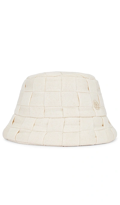 Ruslan Baginskiy Woven Bucket Hat – 象牙白 In Ivory
