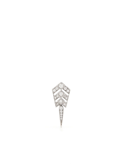 Statement Paris Stairway Arrow 钻石吊饰耳环 In Silver