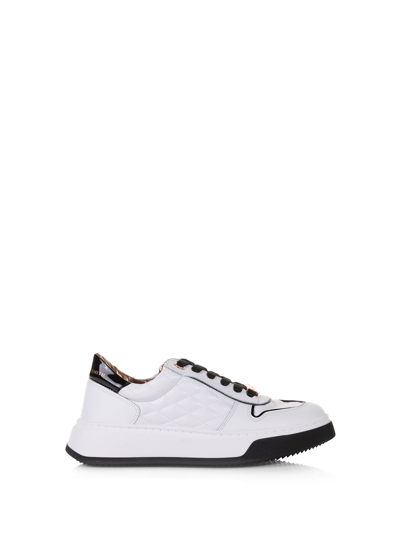 Alexander Smith Wembley Leather Sneaker In White Black