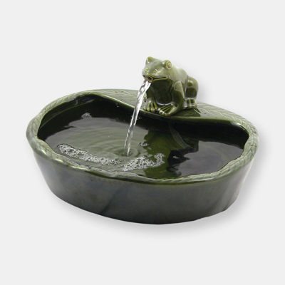 Sunnydaze Decor Sunnydaze Frog Glazed Ceramic Outdoor Solar Water Fountain In Green