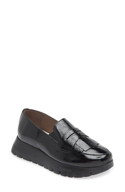 Wonders Kiltie Platform Loafer In Textured Black Patent