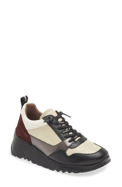 Wonders Colorblock Platform Sneaker In Black Cream Combo