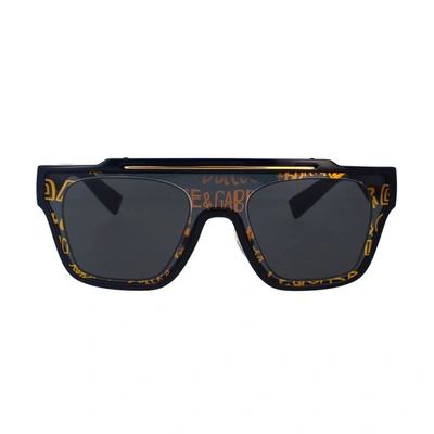 Dolce & Gabbana Eyewear Pilot Frame Sunglasses In Black