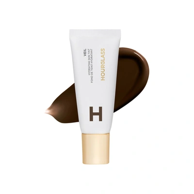 Hourglass Veil Hydrating Skin Tint In 18