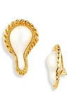 MOSCHINO MORPHED IMITATION PEARL MISMATCHED EARRINGS