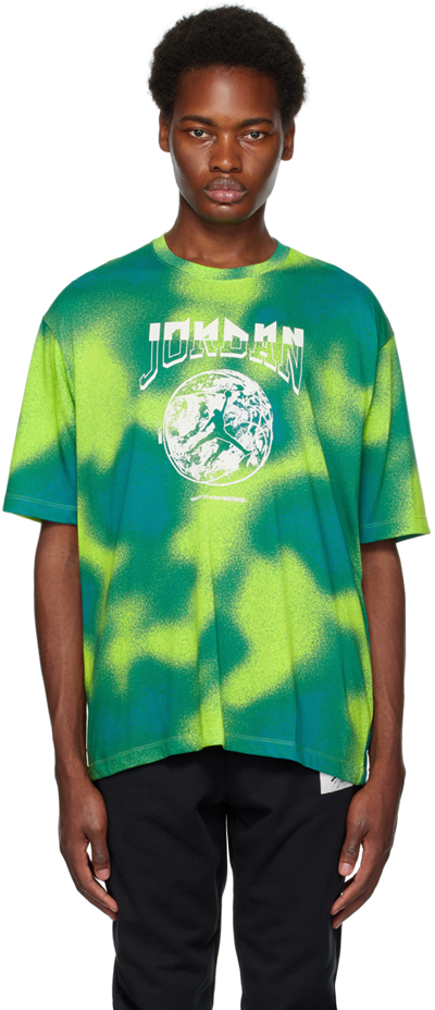 Nike Green Graphic T-shirt In Mardi Gras/pine Gree