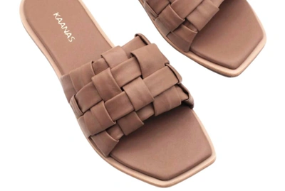 Kaanas Belinha Slide In Brown