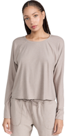 Beyond Yoga Featherweight Daydreamer Pullover In Brown