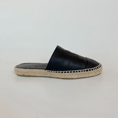 Pre-owned Chanel Black Leather Mule Espadrille Flats , 37