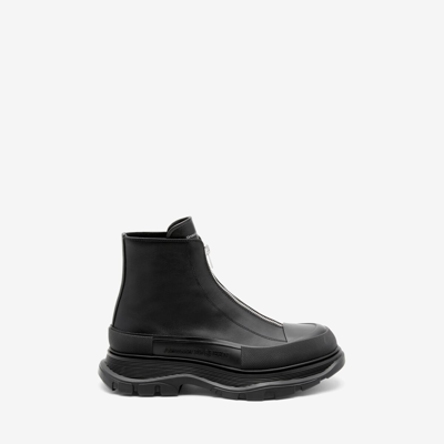 Alexander Mcqueen Tread Slick Leather Boots In Black