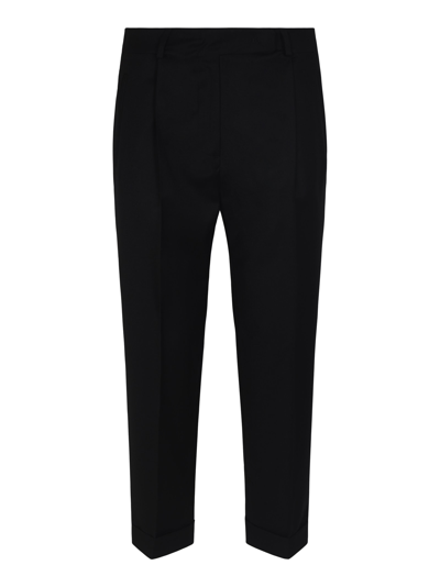 Ql2 Concealed Fitted Trousers In Black