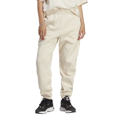 Adidas Originals Essentials Fleece Joggers In Wonder White/wonder White