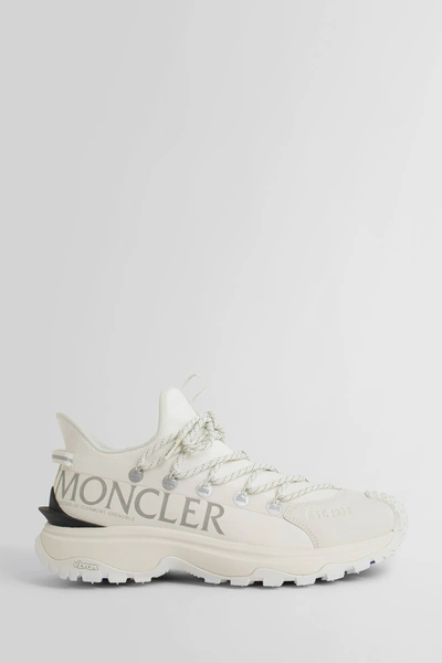 Moncler Man White Fabric Tailgrip Lite 2 Sneakers In Black&white