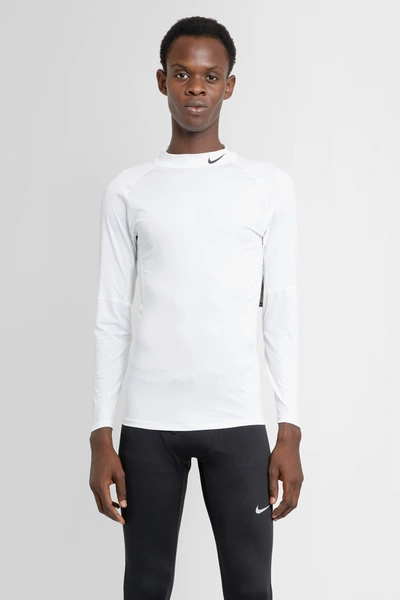 Nike Man White T-shirts