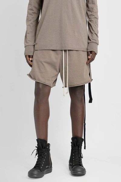 Rick Owens Man Grey Shorts In Brown