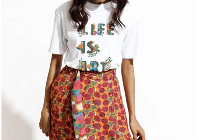 Emily Lovelock Kate T-shirt "life Is Art" In White