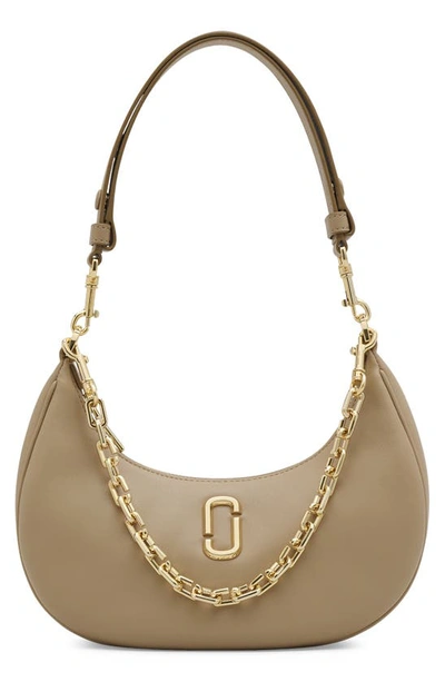 Marc Jacobs The Small Curve Leather Shoulder Bag In Camel