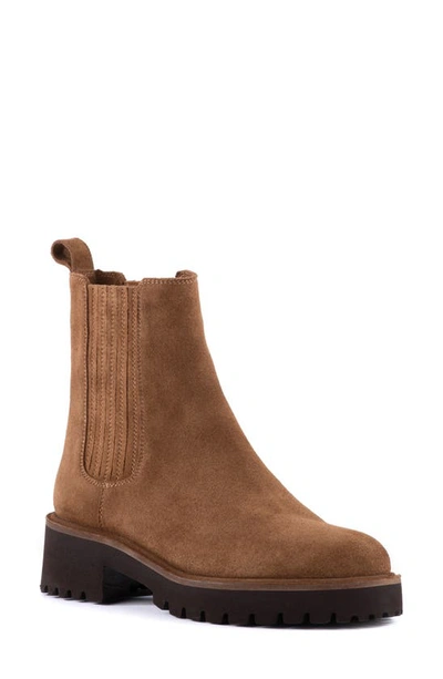 Seychelles Cashew Platform Chelsea Boot In Brown