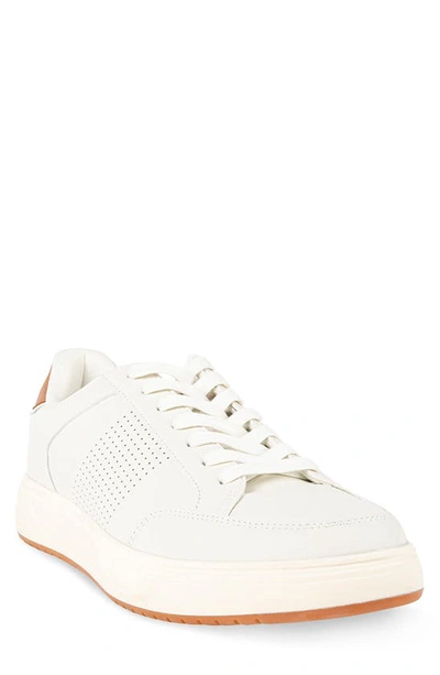 Madden Trisan Sneaker In White