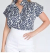 NEVER A WALLFLOWER VICKI FLORAL S/S TOP IN NAVY FLORAL