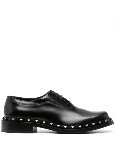 Valentino Garavani Rockstud Derby In Black