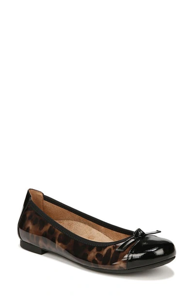 Vionic Amorie Cap Toe Ballet Flat In Black Leopard