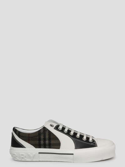 Burberry Men's Vintage Check Low-top Sneakers In Black/white