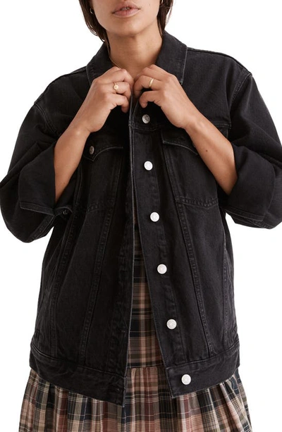 Madewell The Oversize Trucker Jean Jacket In Washed Black