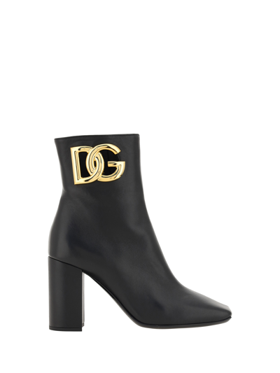 Dolce & Gabbana Jackie 90 Ankle Boots In Nero