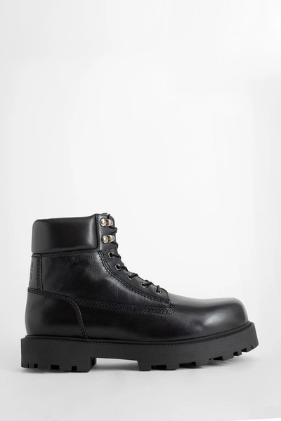 Givenchy Man Terra Ankle Boot In Black Leather With 4g Buckle