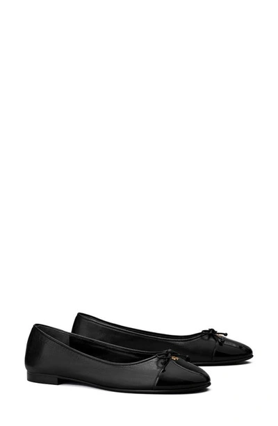Tory Burch Bow Logo Cap Toe Ballet Flat In Black