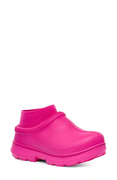 Ugg Tasman X Waterproof Clog In Dragon Fruit