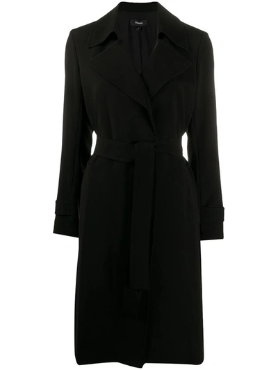 Theory Oaklane Crepe Trench Coat In Negro