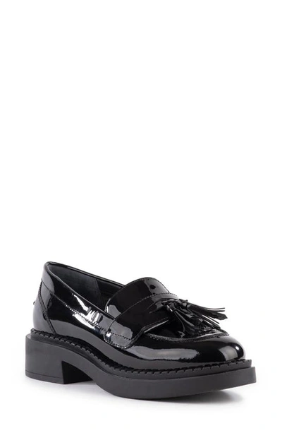 Seychelles Final Call Loafer In Black Patent