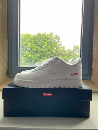 Pre-owned Nike X Supreme Nike Air Force 1 Low Shoes In White