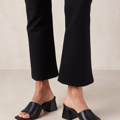 Alohas Brushed Sandals In Black