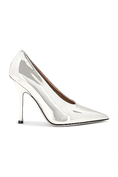 Valentino Garavani Nite Out Pump In Silver