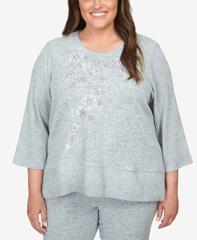 Alfred Dunner Plus Size Comfort Zone Flower Embroidery Split Hem Top In Gray