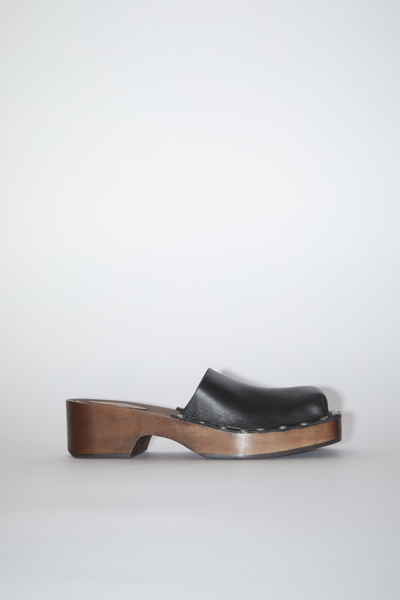 Acne Studios Leather Wood Clog In Black