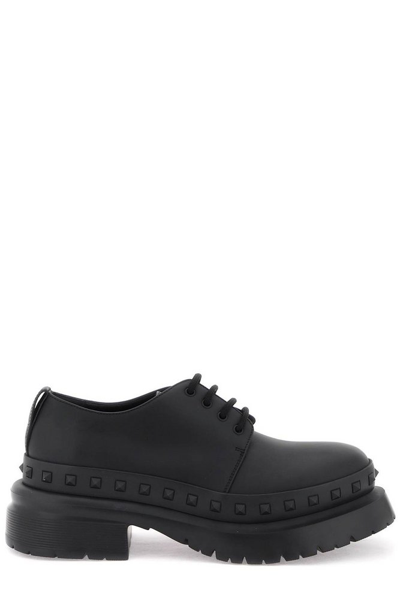 Valentino Garavani Rockstud Lace-up Shoes In Black