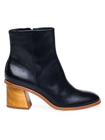 Bernardo Nantucket Leather Block-heel Booties In Black