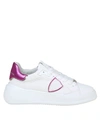 PHILIPPE MODEL TRES TEMPLE LOW IN WHITE AND FUCHSIA LEATHER