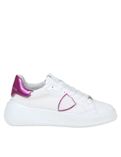 Philippe Model Tres Temple Low In White And Fuchsia Color Leather In Blanco